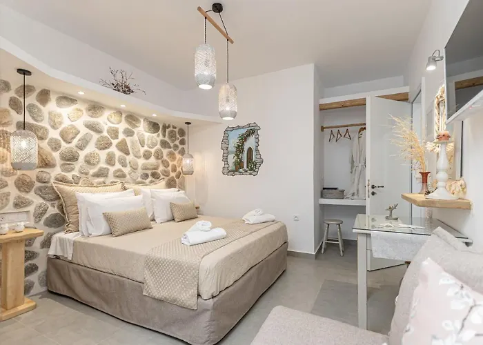 Hotel Arhontiko Naxos City