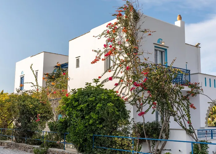 Arhontiko 2* Naxos City